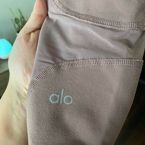 ALO Yoga Taupe Leggings - Picture 8 of 8